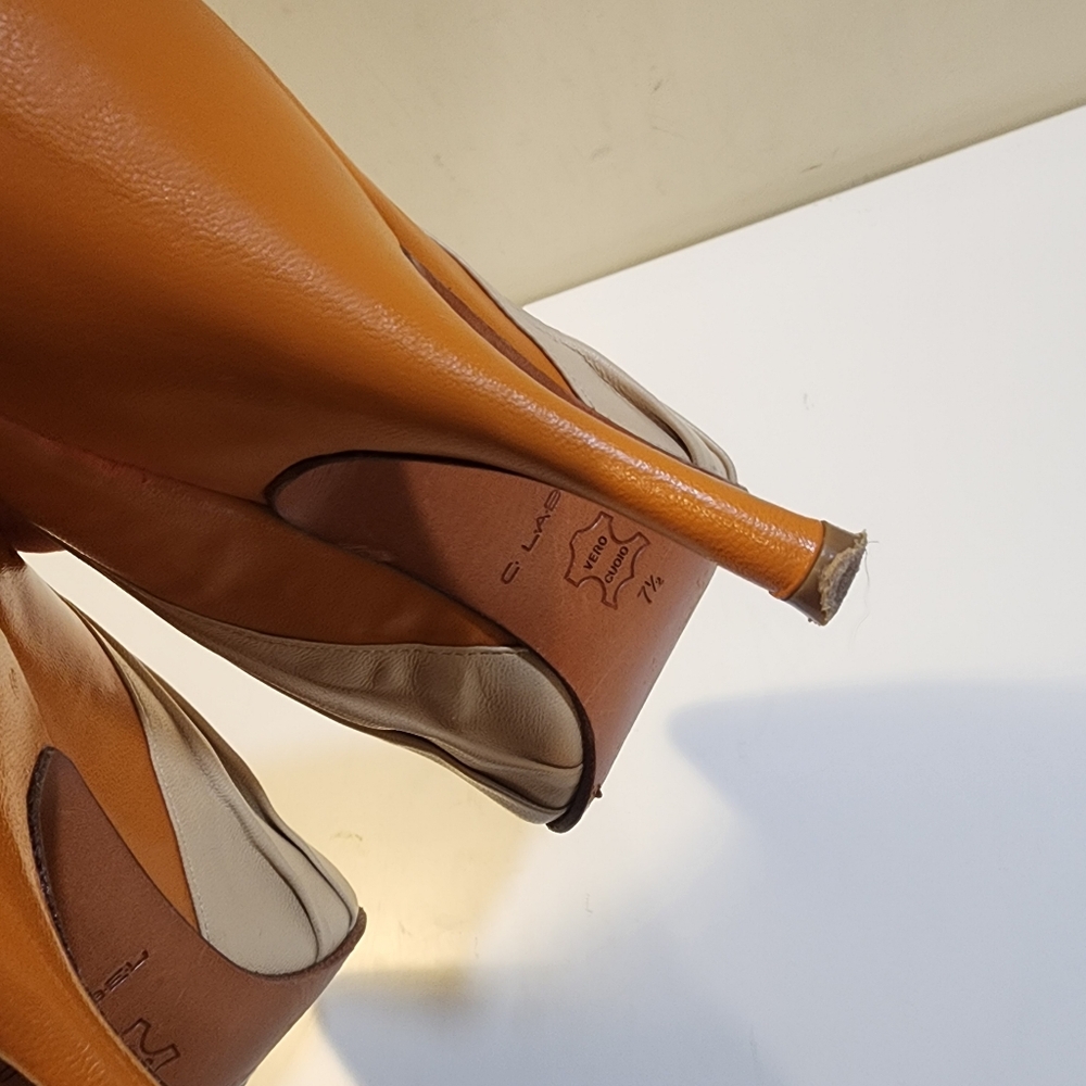 C. Label Two-Tone Orange and Cream Pointed-Toe Heels Sz 7.5 - Picture 11 of 16